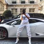 Sara Belcher - @johnnisi42b - Instagram