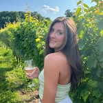 Sarah Beverage - @sarah.beverage - Instagram