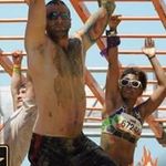 Sarah Bogle - @noko_loco - Instagram