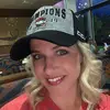 Sarah_Brant - @beachbumssb - TikTok