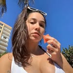 @sara___bray - Instagram