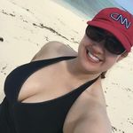 Sarah Burris - @sarahburris - Instagram