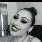 Sarah Chong - Facebook