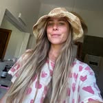 sarah dinger - @backpackyogi - Instagram