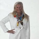 SARAH ELDER LYONS - @sarahelderlyonsrealestate - Instagram