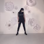 Sara Fender - @fenderfashionstyling - Instagram