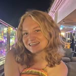 Sara Fleishman - @slfabroad - Instagram