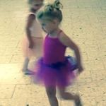 Sara Gillespie - @gillespie.15 - Instagram