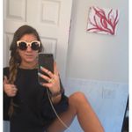 Sara Gillette - @imstraightretarded - Instagram