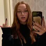 @saragoffi_ - Instagram