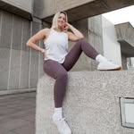Sarah Hawkins - @sarahhawks34 - Instagram