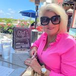 Sara Hickman - @shickma1952 - Instagram