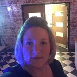 Sara Hilton - @sarahilton1977 - Instagram