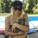 Sara Hinkley - @sarahinkley._ - Instagram
