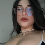 𝓢𝓪𝓻𝓪𝓱𝓲🌙 - @sarahireyes22 - Instagram
