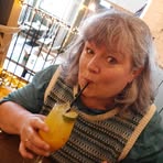 Sara Kew - Facebook