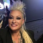 Sara Langford Boyett - @busabrit - Instagram