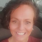 Sara Lavender - @sara.lavender.7370 - Instagram