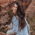 Sara Layne - @saralaynephotography - Instagram