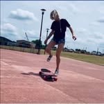 Sara Lively - @wokeafsowegetwhateverwewant - Instagram