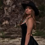 Saralyn Peek - @s.a.r.a.l.y.n - Instagram