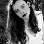 Sara MacLeod - @saraslifeoncamera - Instagram
