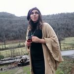 Sara Maleki - @odkolan.perfum - Instagram