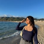 Sara Manis - Facebook