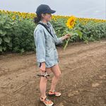 Sarah Mannix - @waitwhtsgoingon - Instagram
