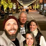 Sara Mathewson Kenney - @saracath20 - Instagram