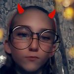 Sára Muth - @sara.muth.589 - Instagram
