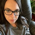 Sarah Nicely - @rosereylee - Instagram