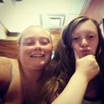 Sara Ritchie - @redshadow67 - Instagram