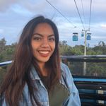 Sara Ritz - @sarartravels - Instagram