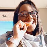sarah’s finsta - @sarahrockefellergaron - Instagram