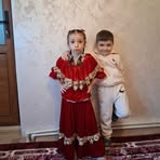Sara Raym - Facebook