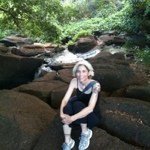 Sara Rutter - @swarming_bees_bakery - Instagram