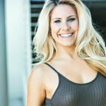 Sarah Sansoni - @sarahsansoni - Instagram