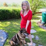 Sarah Scharff - @grinsekatze_mit_hund - Instagram