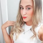 Sara Palacios Scheer - @locutora_sa - Instagram