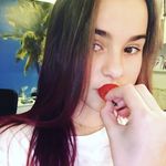 Sara Schumann - @schumann6107 - Instagram