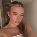 Sara Steenhard - @sarasteenhard - Instagram