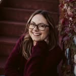 Sara Steffens - @sarasteffensmassagetherapy - Instagram
