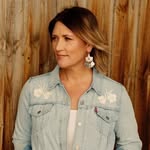 Sara Storer - @sarastorermusic - Instagram