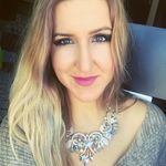 Sara Storm - @happysolotraveler - Instagram
