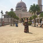 Sara Thomson - @saraslegaljourney - Instagram