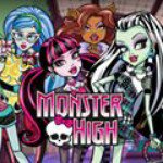 Sara Townsend - @monsterhigh160058 - Instagram