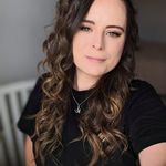 Sara Weir - @saraaweir - Instagram