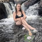 Sara Weiss - Facebook
