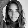 Sara - @sarastallsworth - TikTok